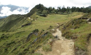 Numbur Cheese Circuit Trek