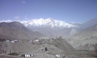 Lower Mustang Trek